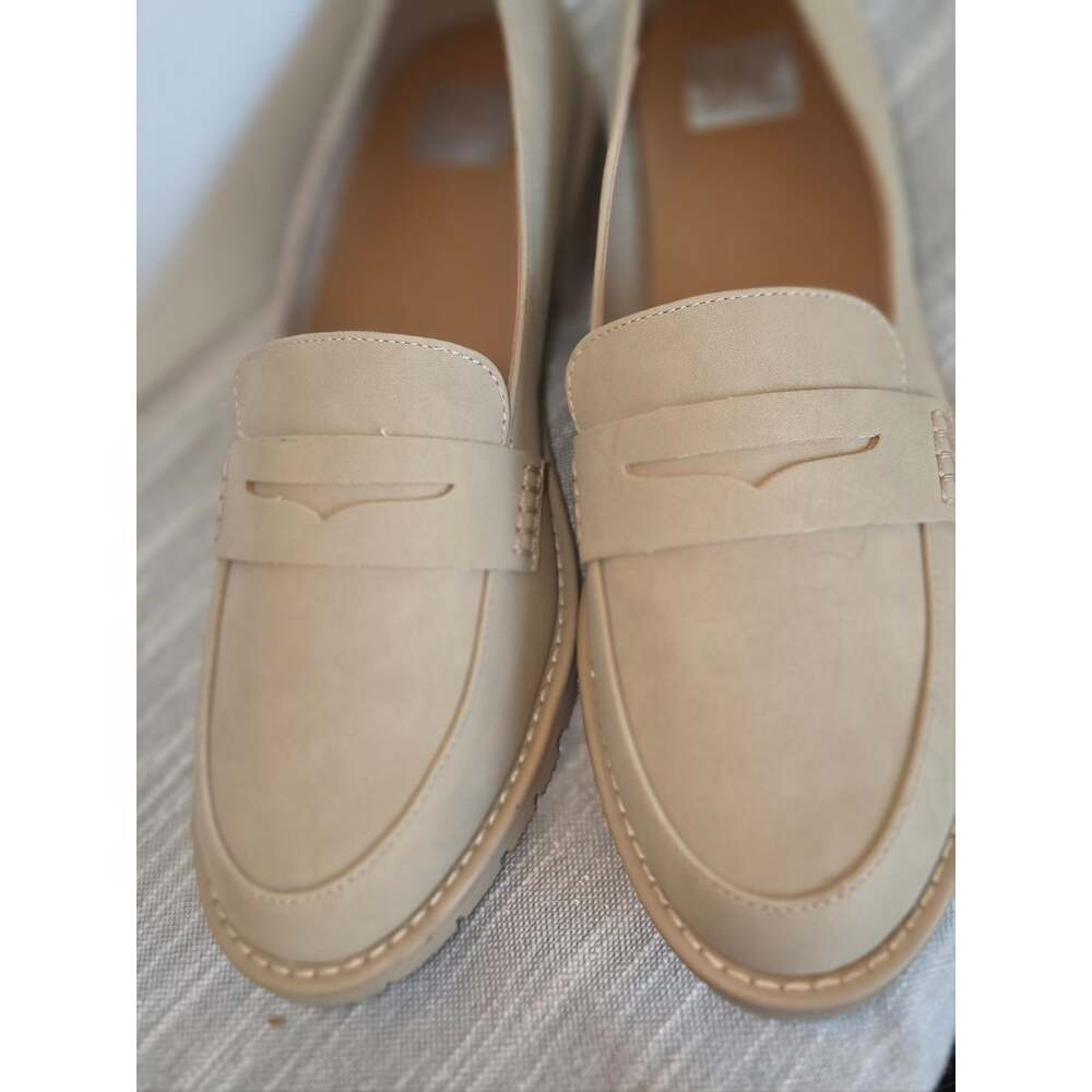 DV by Dolce Vita Crisp Loafers Dune Beige Penny Lug Sole Flats Women's Size 11 - Picture 10 of 10